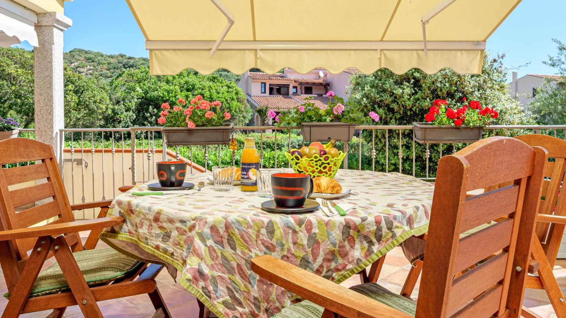 Agata Verde Con Terrazza E Giardino ポルト・オッティオル イタリア